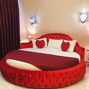 4* Отель English Home Hotel Tbilisi